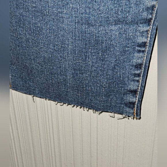 J Crew Women's 9" Vintage Slim Straight Jeans,  Sz 30 (US 10), Mid-Rise... - Picture 5 of 10